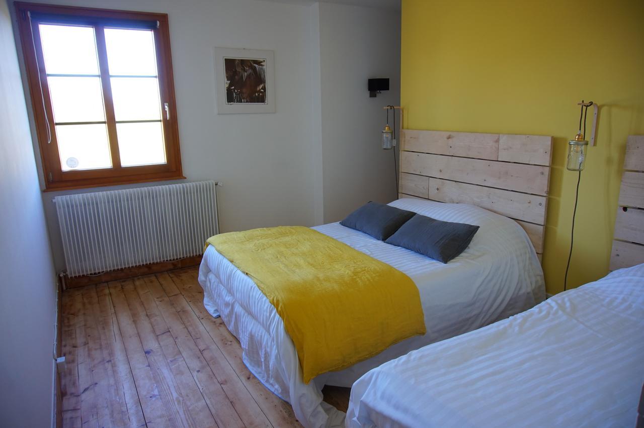 Auberge De La Perdrix Hauterive-la-Fresse Dış mekan fotoğraf