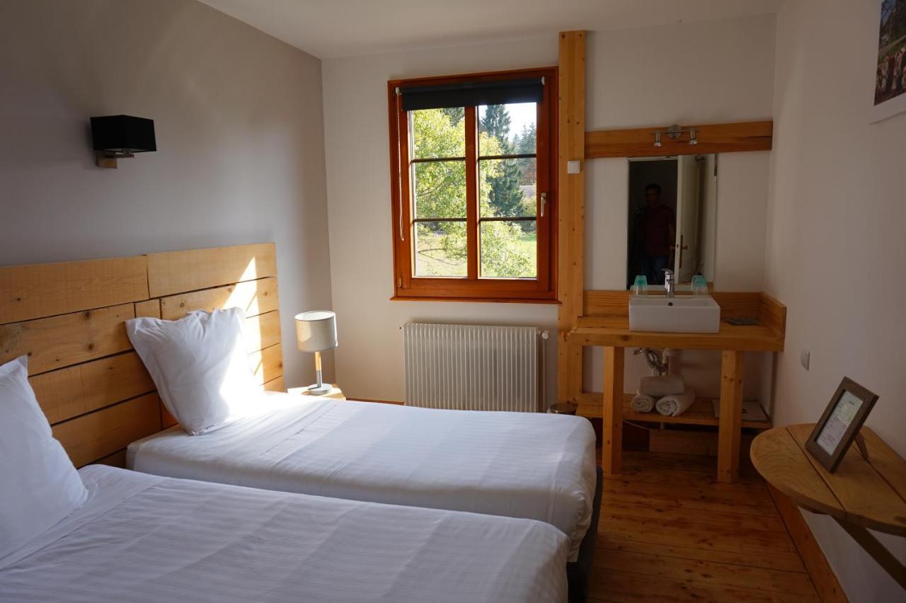 Auberge De La Perdrix Hauterive-la-Fresse Dış mekan fotoğraf