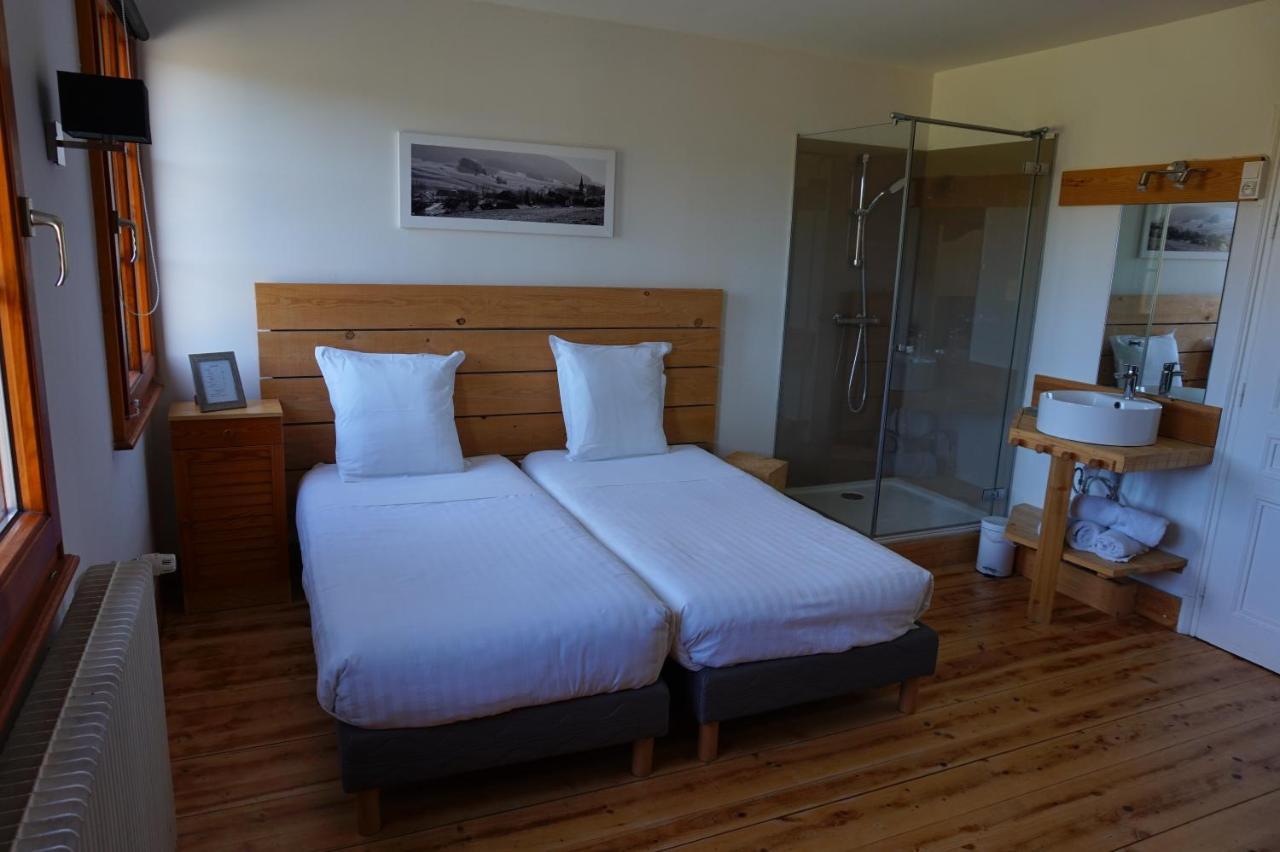 Auberge De La Perdrix Hauterive-la-Fresse Dış mekan fotoğraf