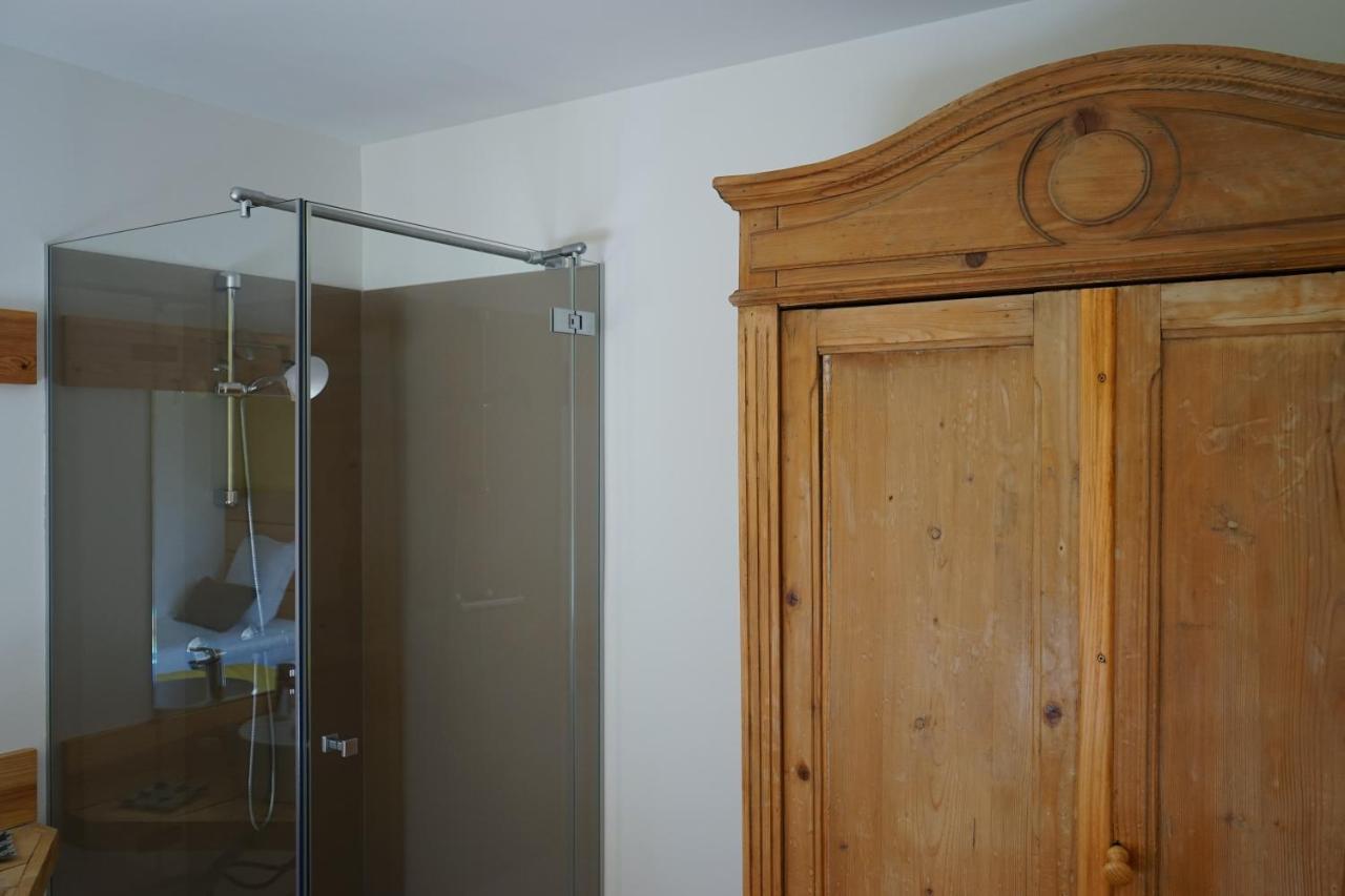 Auberge De La Perdrix Hauterive-la-Fresse Dış mekan fotoğraf
